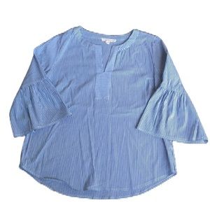 Grand & Green Blue and White Tunic Top